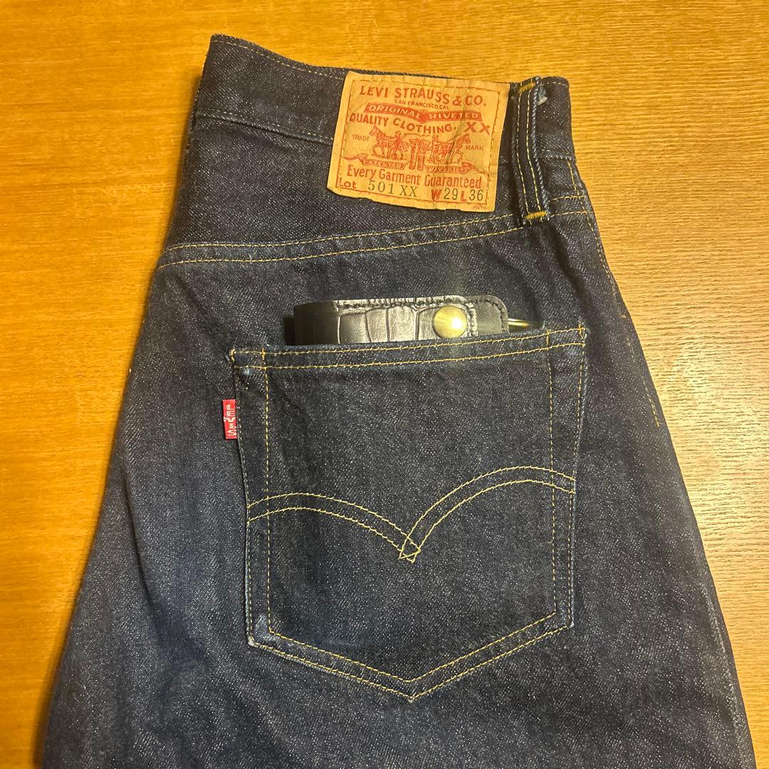 トラッカーウォレット　牛革クロコ型押し　ミドルウォレット　小判カン付　3層