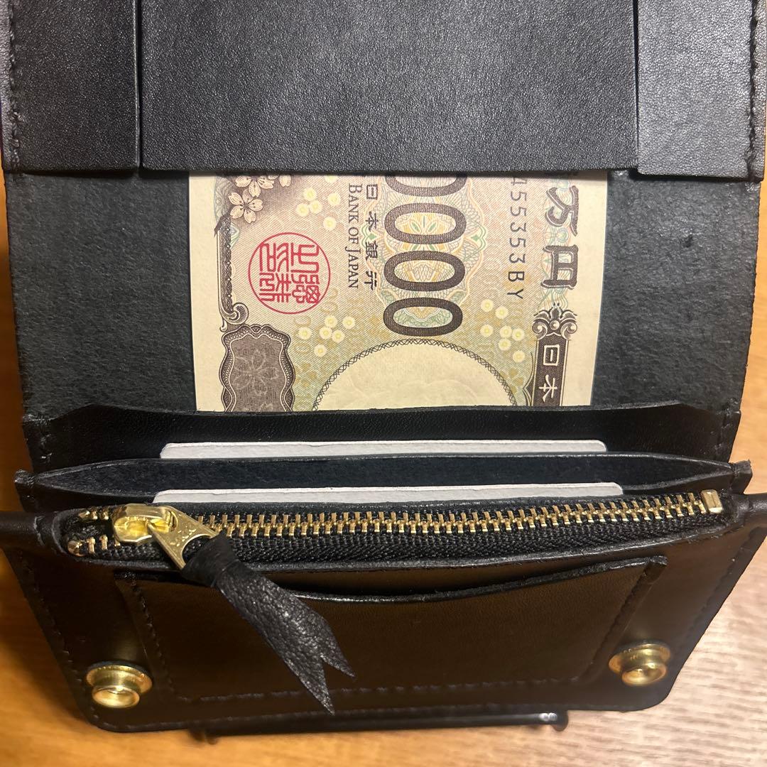 トラッカーウォレット　牛革クロコ型押し　ミドルウォレット　小判カン付　3層