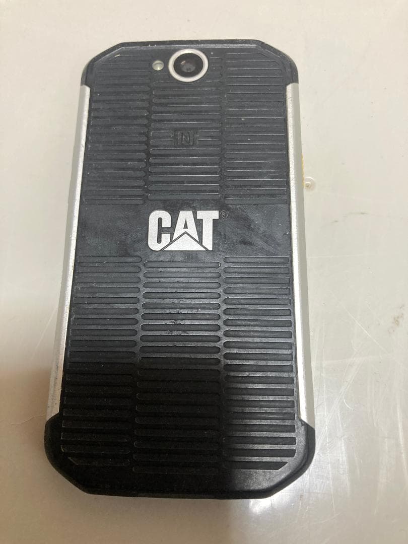 CAT S40 耐衝撃性スマートフォン SIMフリー版