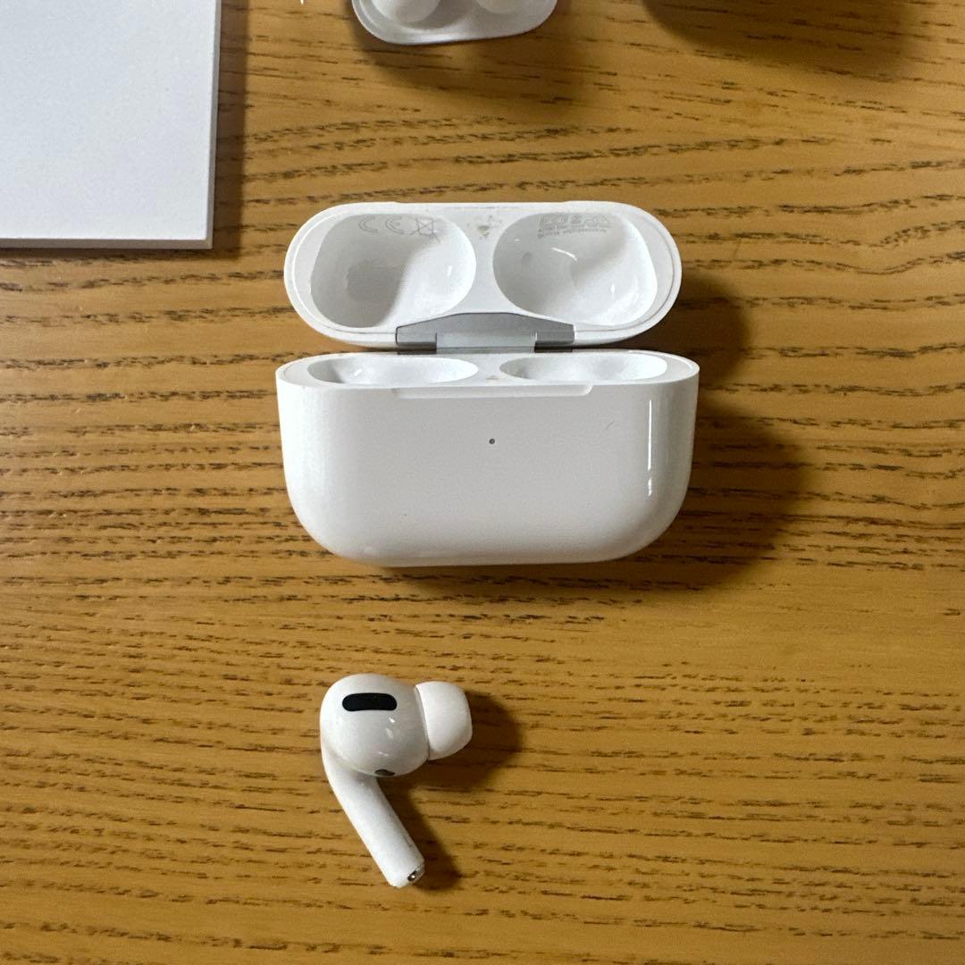 AirPods Pro ワイヤレス充電ケース付き