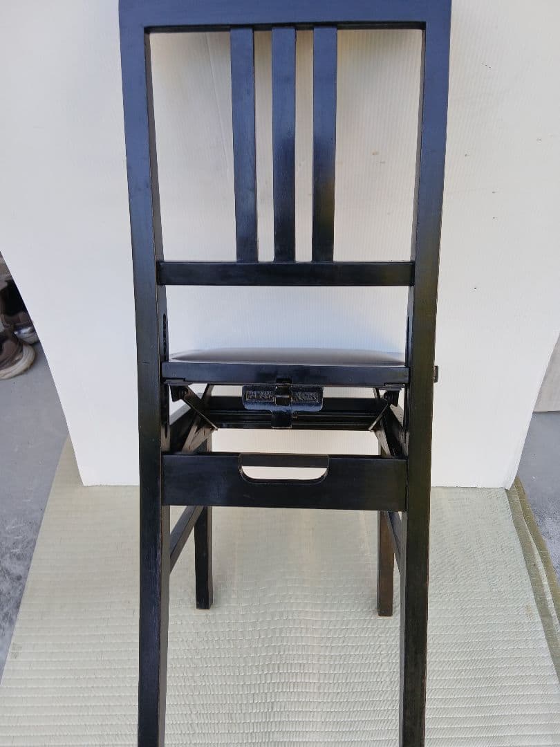 ヤマハ背もたれ付、上下調整機能付、ストッパー付ピアノ椅子、中古