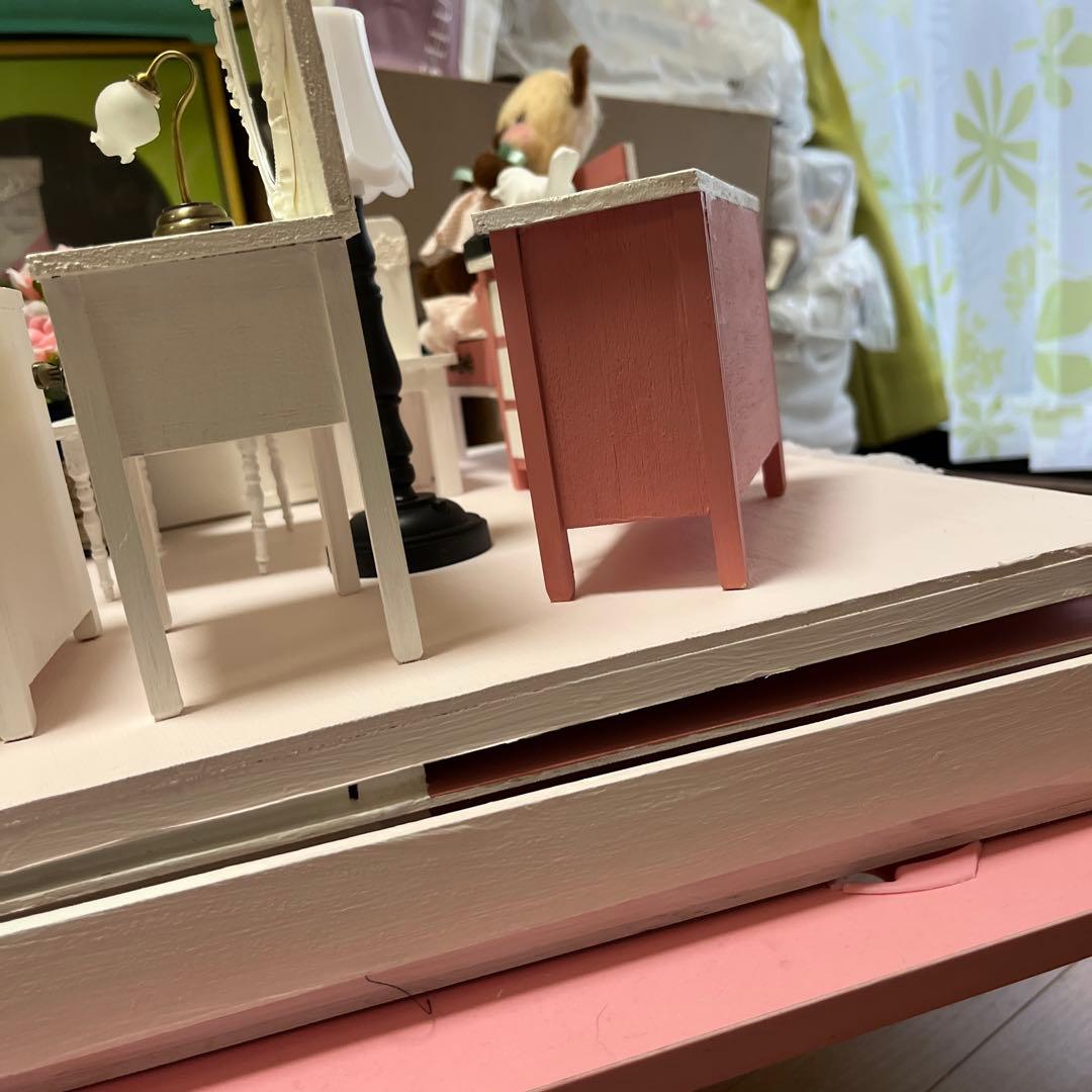 木製　ドールハウス背景ボード　ベッドがあるブライスハウス　リニューアル&SALE