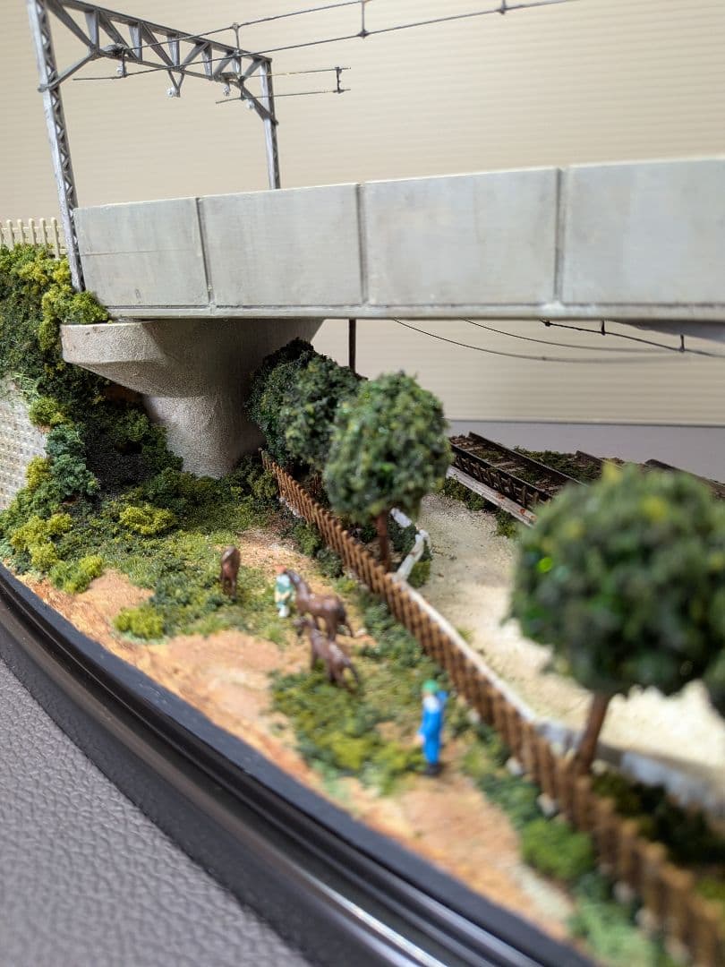 No.69鉄道Nゲージジオラマ車両2両、車、フィギュア、馬付き