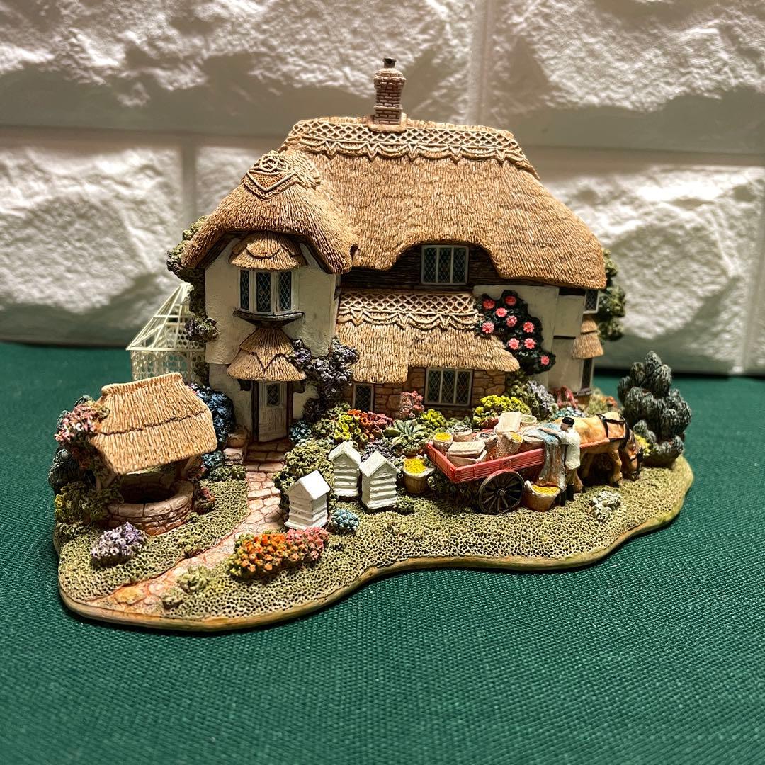 リリパットレーン384☆BEEKEEPER'S COTTAGE