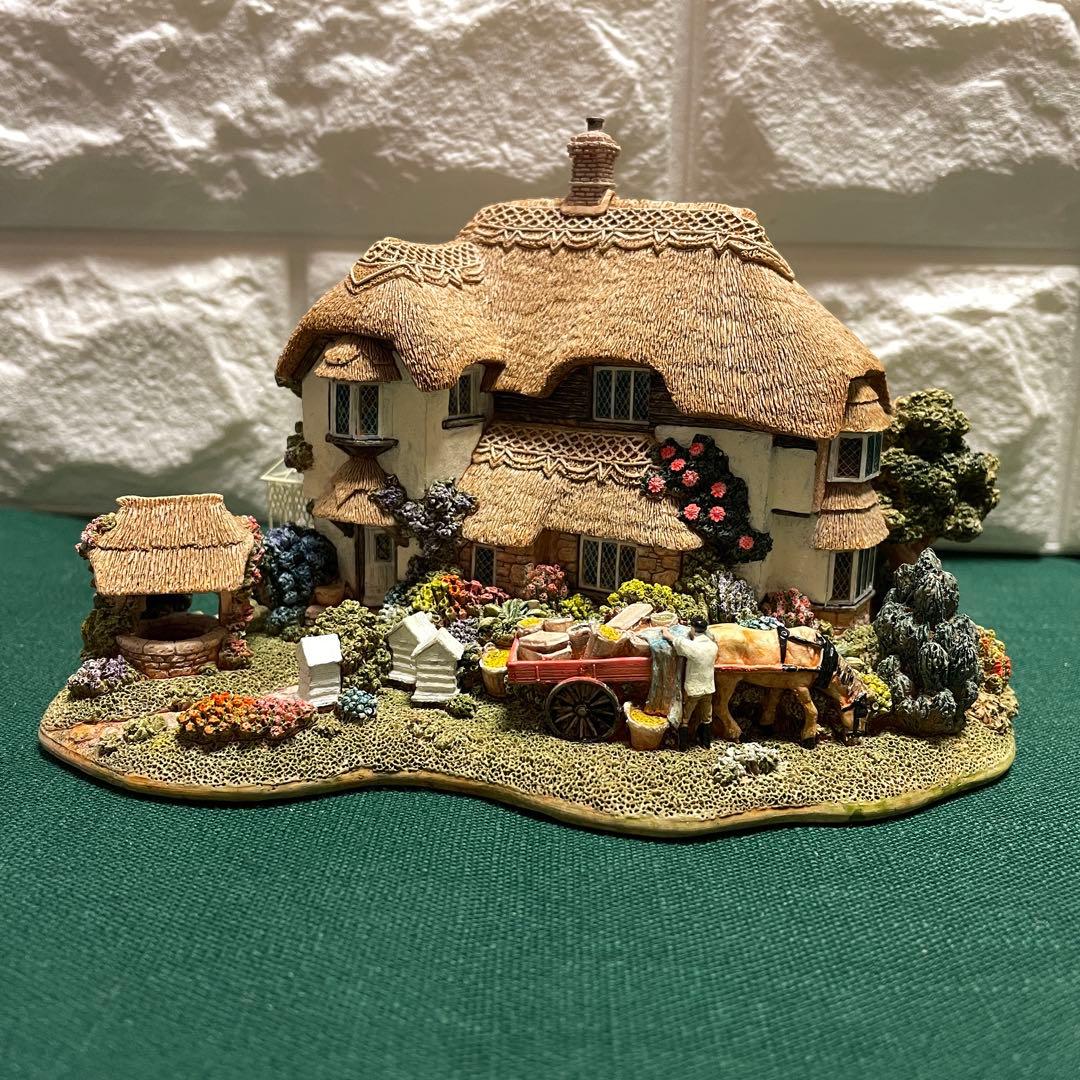リリパットレーン384☆BEEKEEPER'S COTTAGE