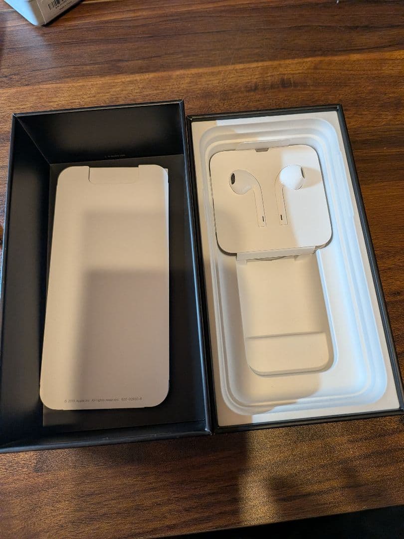 ジャンク　Apple iPhone 11 Pro ミッドナイトグリーン本体