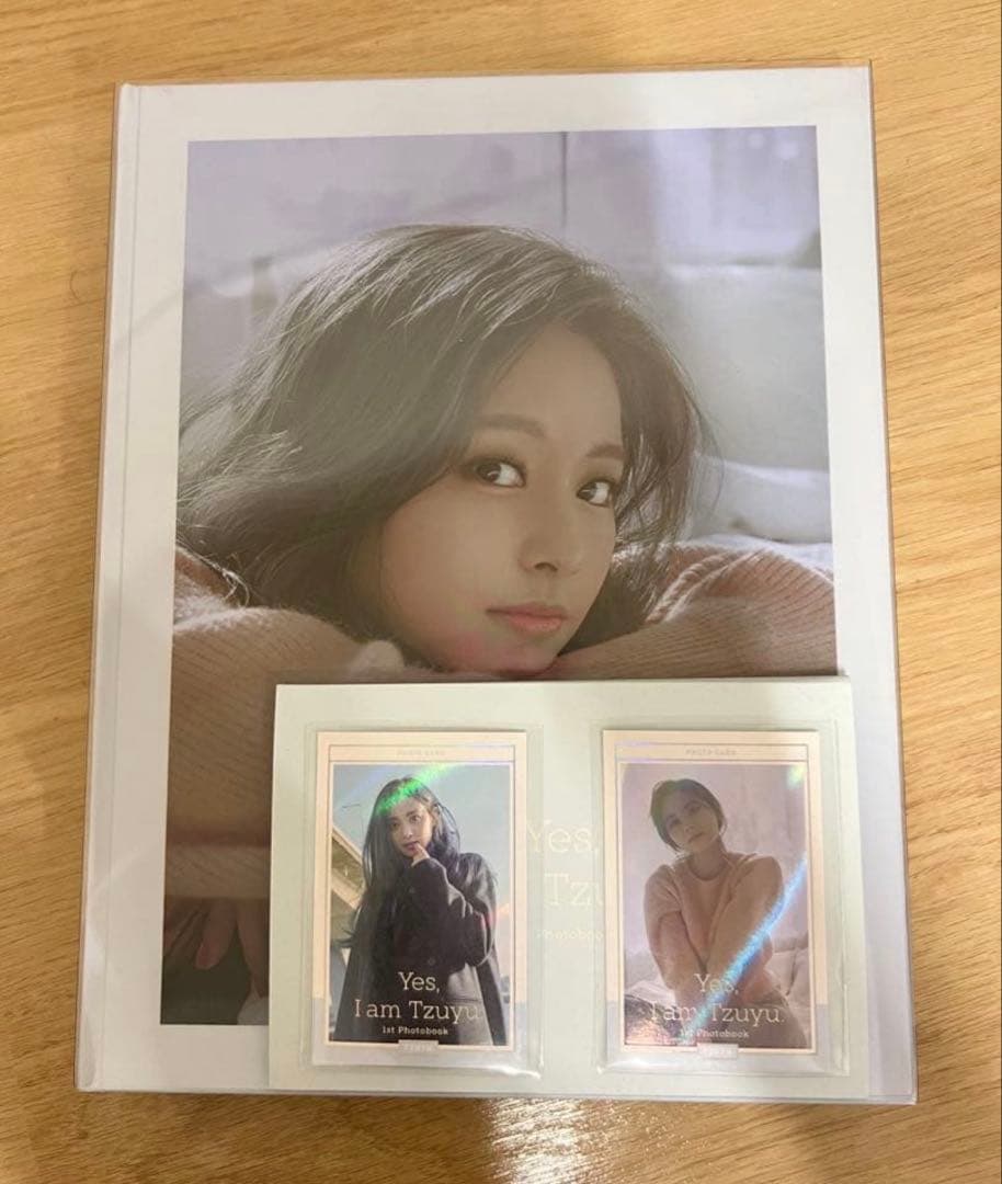 Yes, I am Tzuyu フォトブック・CD・グッズセット
