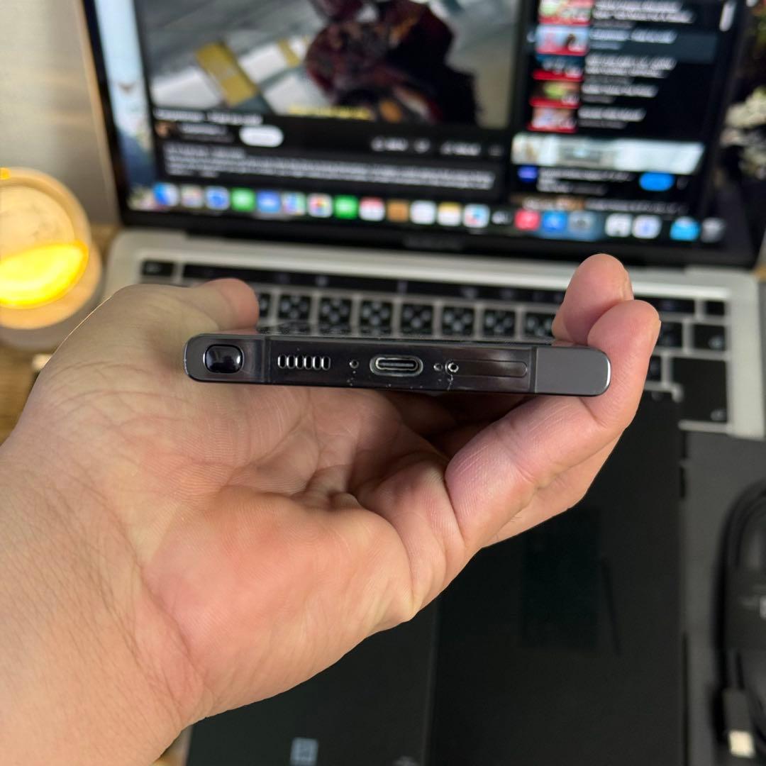 Galaxy S23Ultra 256GB Simフリー[美品]