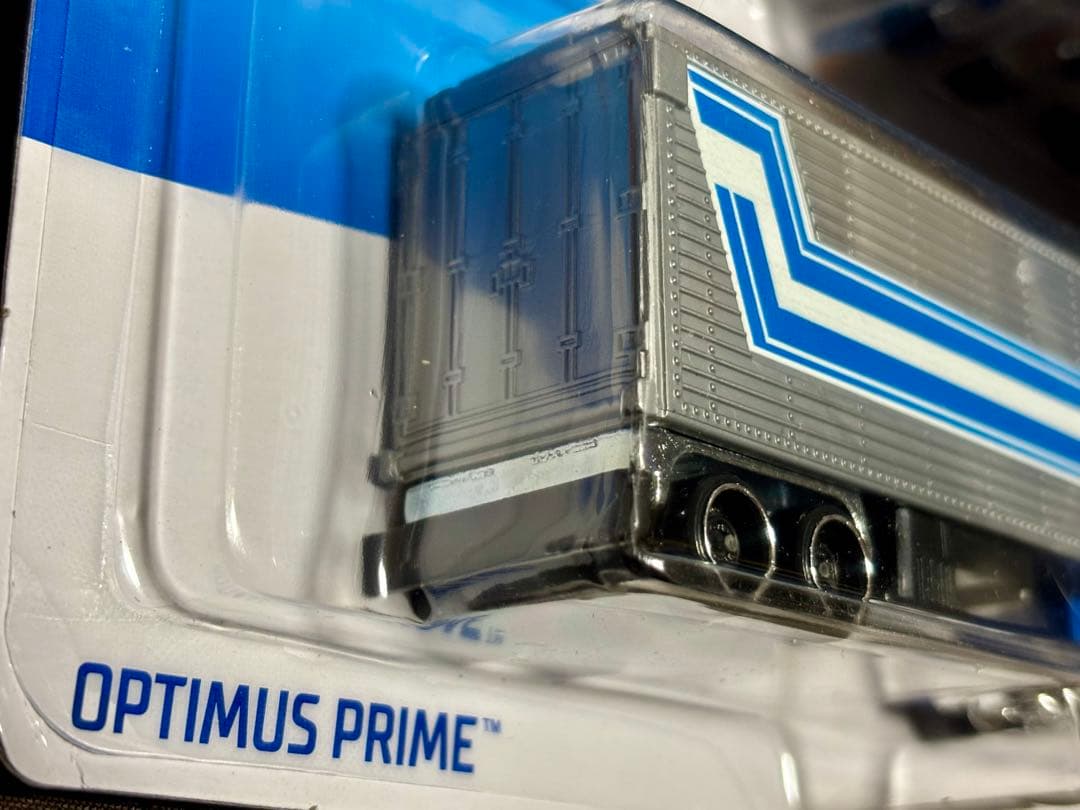 ホットウィール トランスフォーマー バンブルビー (2nd) & オプティマス