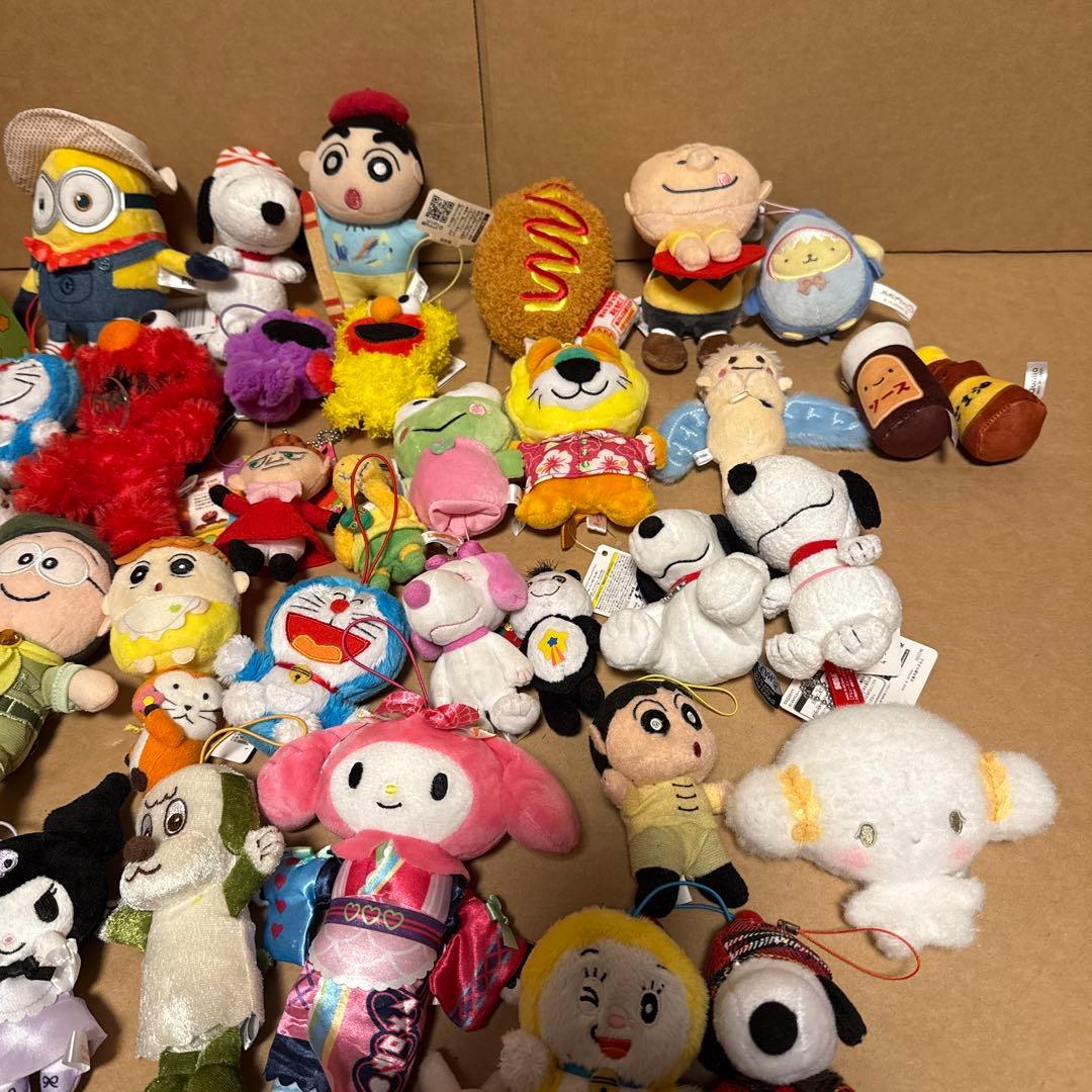 ディズニー　サンリオなど　キャラクター　マスコット　ぬいぐるみ　まとめ売り