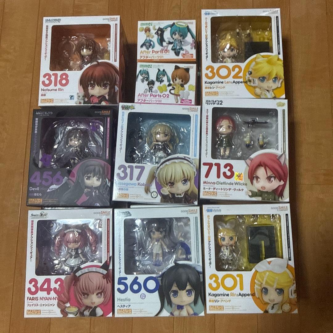 ねんどろいどセット販売（スタンド付き）