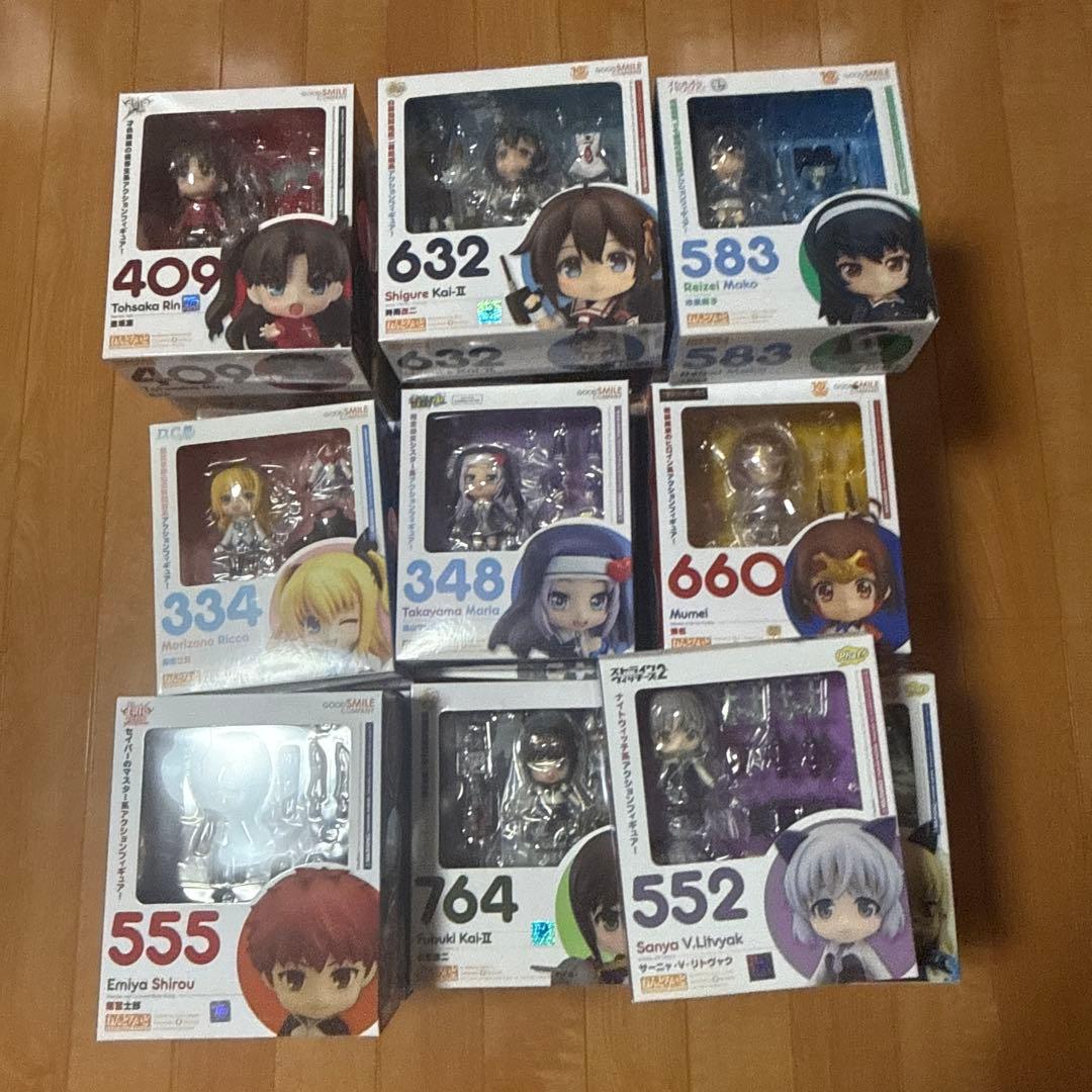 ねんどろいどセット販売（スタンド付き）