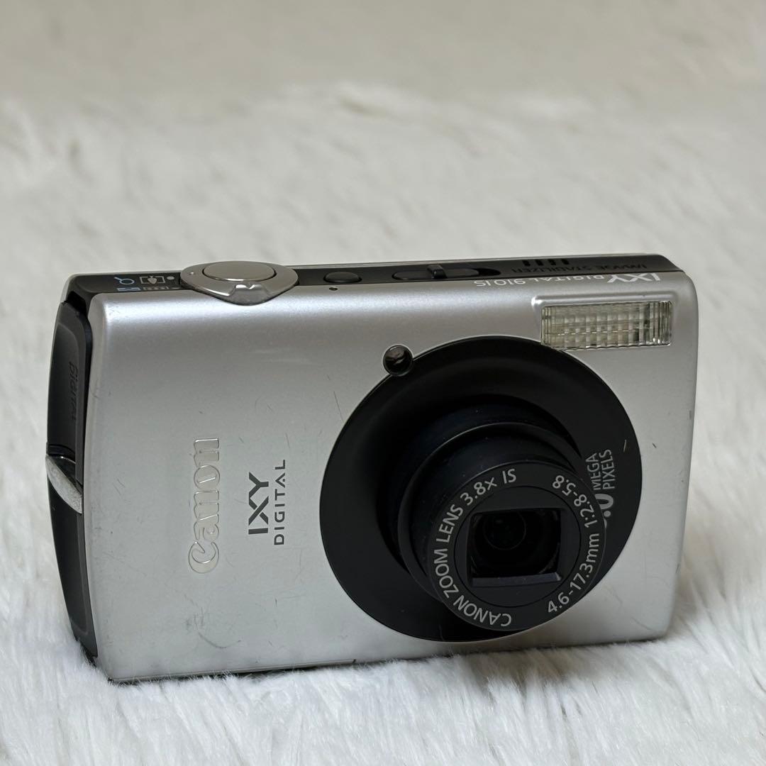Canon カメラ　IXY 910IS PC1249 充電器　箱 コンデジ　可動
