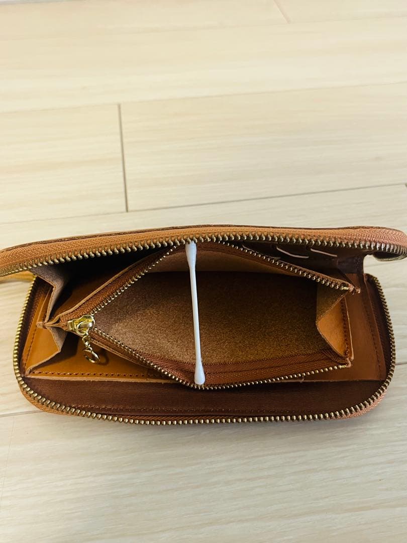 ロビタ　robita チェック柄　レザー財布