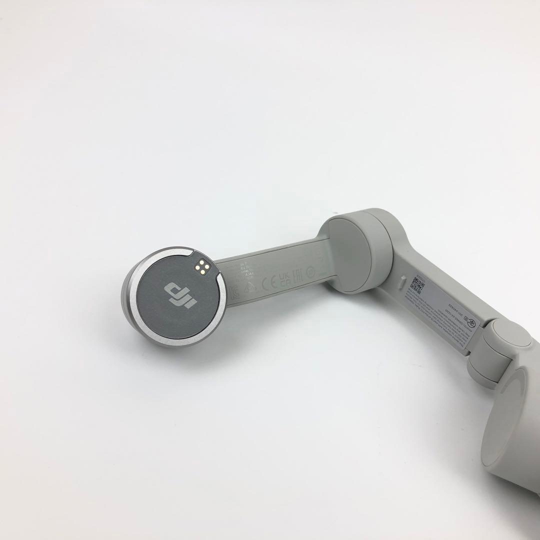 未使用品 DJI Osmo Mobile 7 スマホジンバル 3軸スタビライザー
