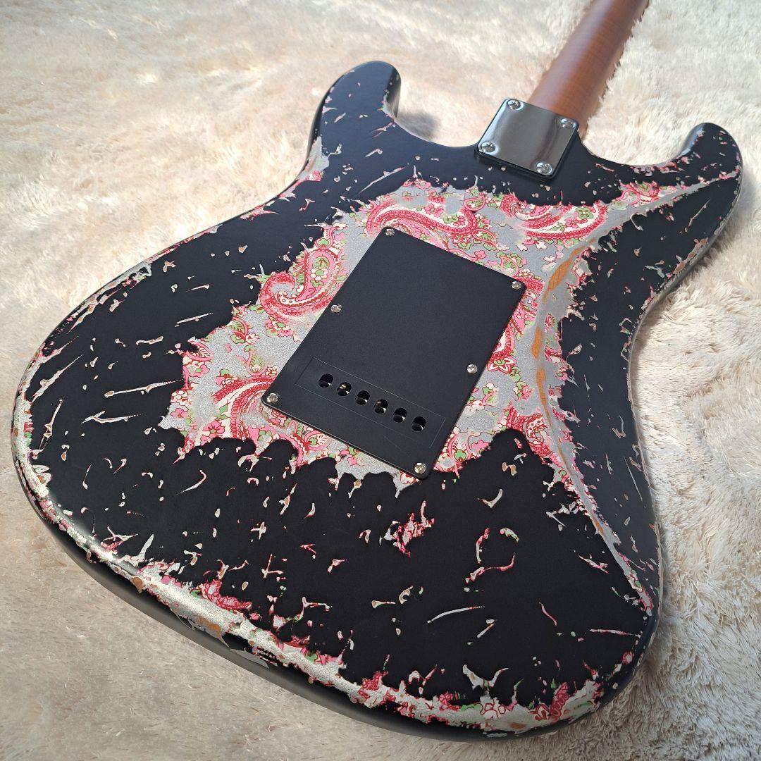 工房製作個性ストラト　レリック加工　ダンカン Pickups * 3 搭載