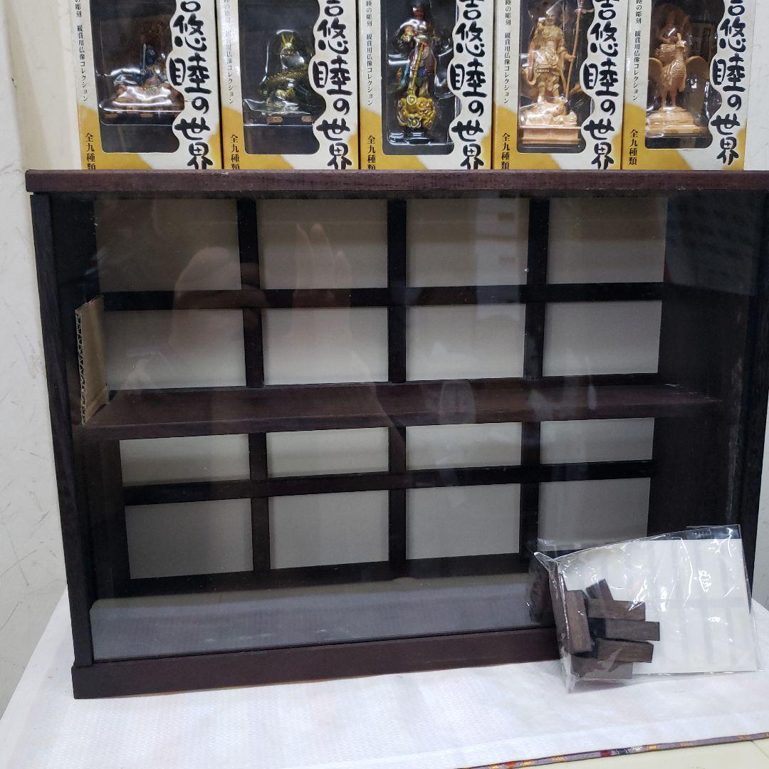 現代仏像ミニチュアフィギュア9体セット木製アクリル展示ケース付き