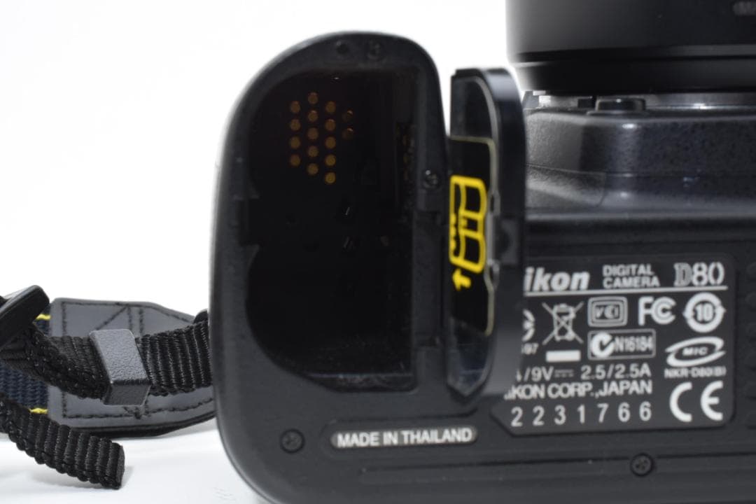 超美品 ニコン D80 18-55mm 3.5-5.6G レンズキット H240