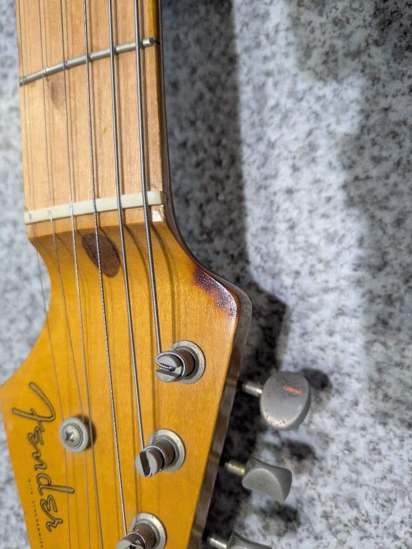 フェンダージャパン　エリック・クラプトン仕様ストラト　Eシリアル！