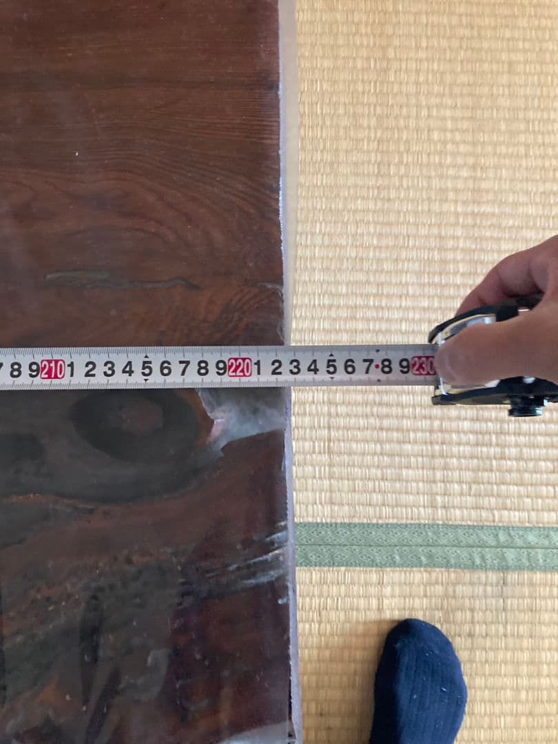 杉の１枚板の座卓