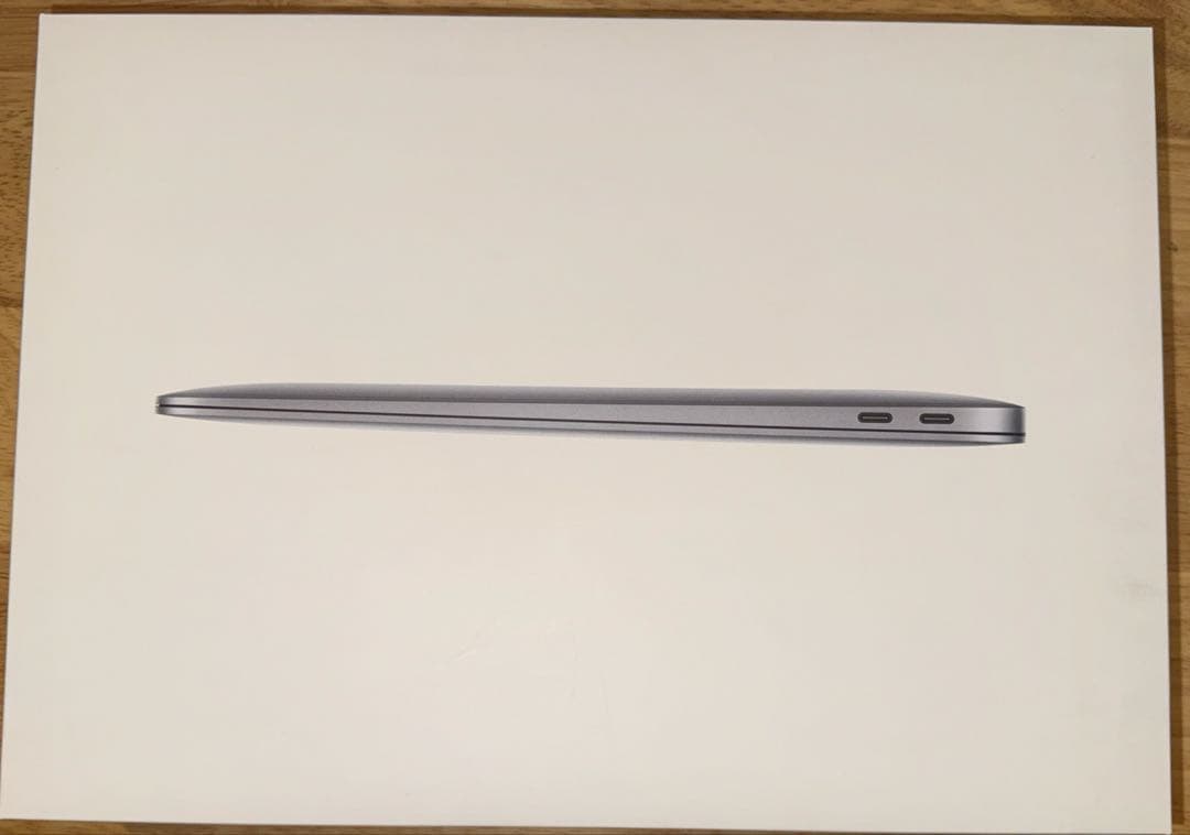 MacBook Air M1 13インチ 8GBメモリ 256GB SSD