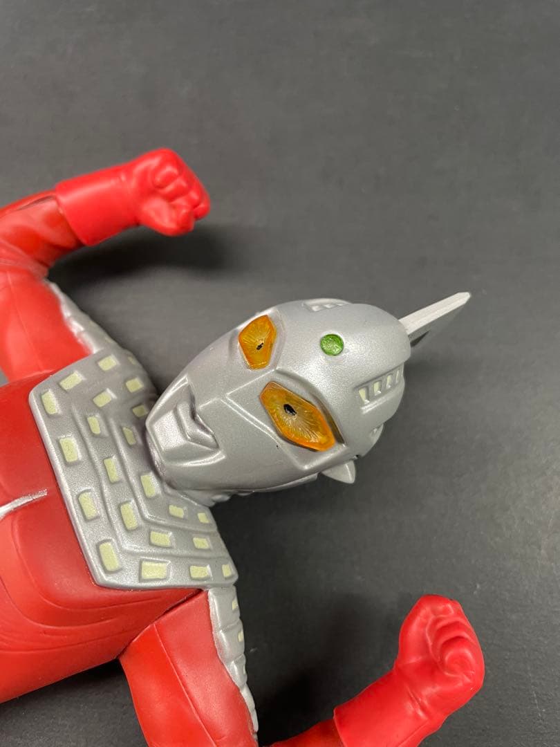 エクスプラス　ウルトラセブン　登場ポーズ　ウルトラマン大怪獣シリーズ