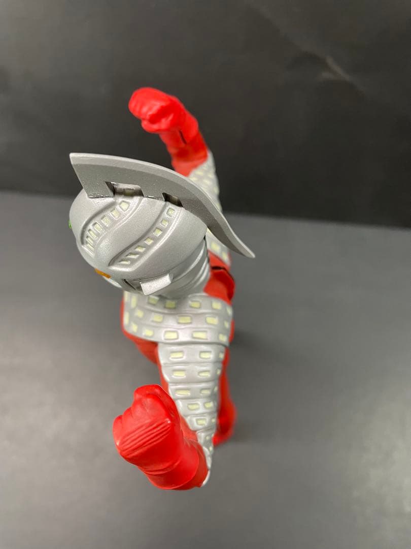 エクスプラス　ウルトラセブン　登場ポーズ　ウルトラマン大怪獣シリーズ