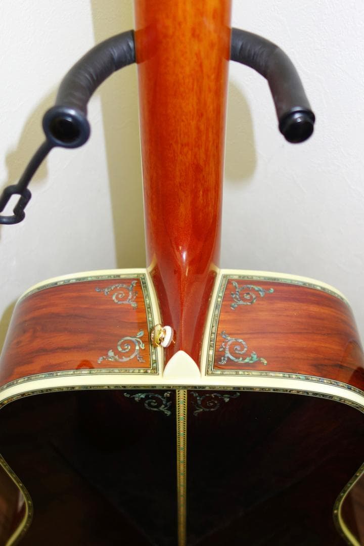 Toya Guitar　TD-80　イングルマンスプルース＆ココボロ単板