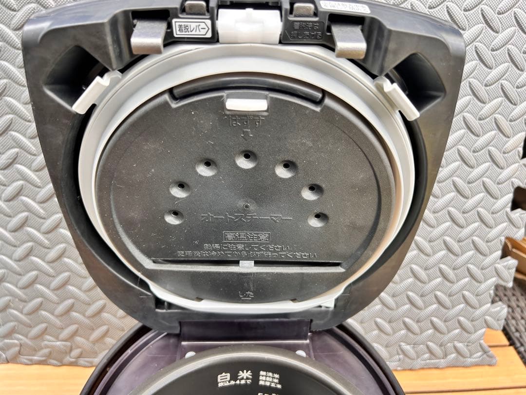 HITACHI 圧力IH炊飯器 RZ-TS100M レッド