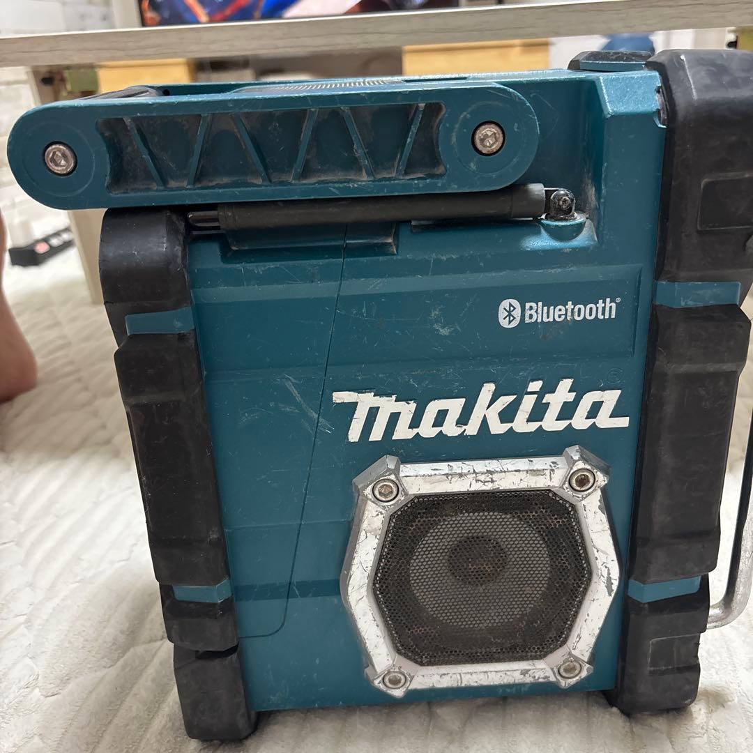 Makita MR106G Bluetoothスピーカー