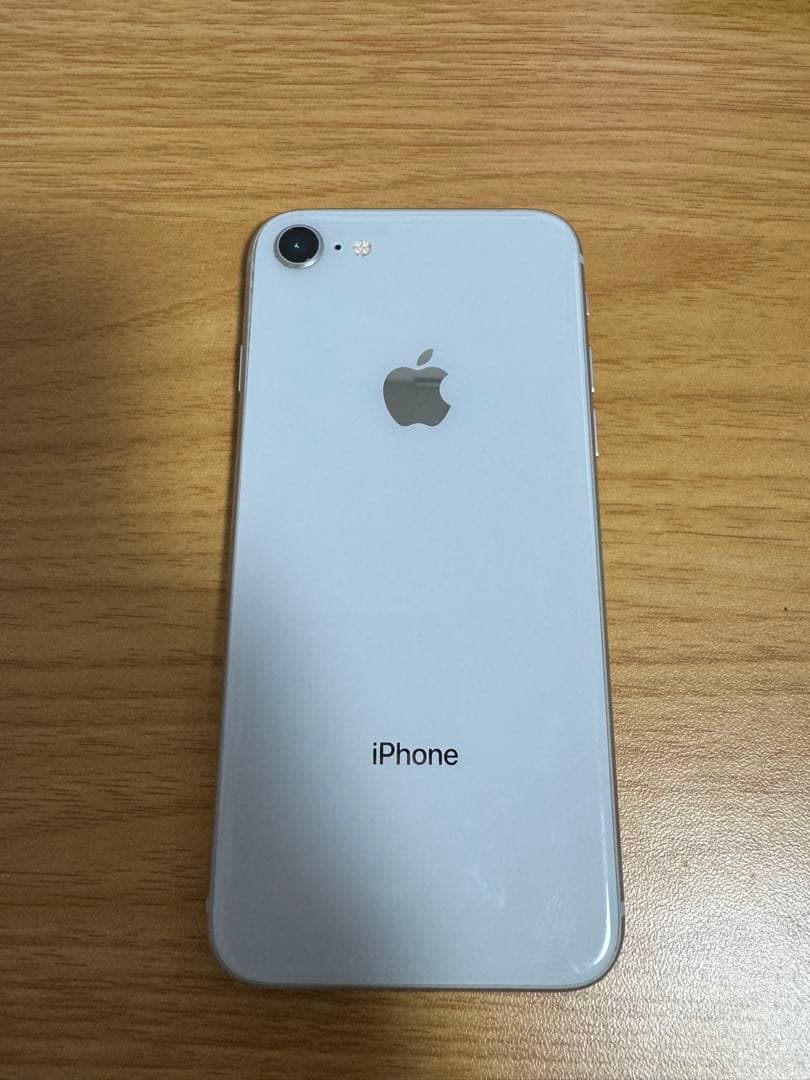 Apple iPhone 8 シルバー 256GB