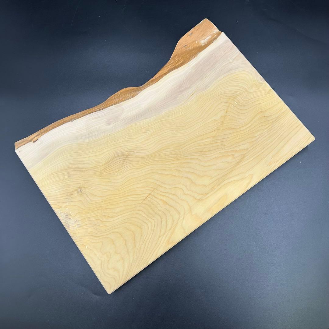 [ベストプライス挑戦] 本榧　耳付きまな板　無垢材一枚物　新品未使用