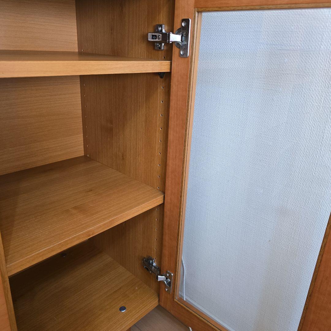 木製キャビネット ガラス扉付き 収納