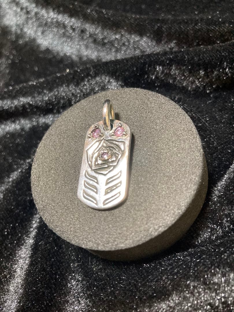 Dog Tag 薔薇 透かし