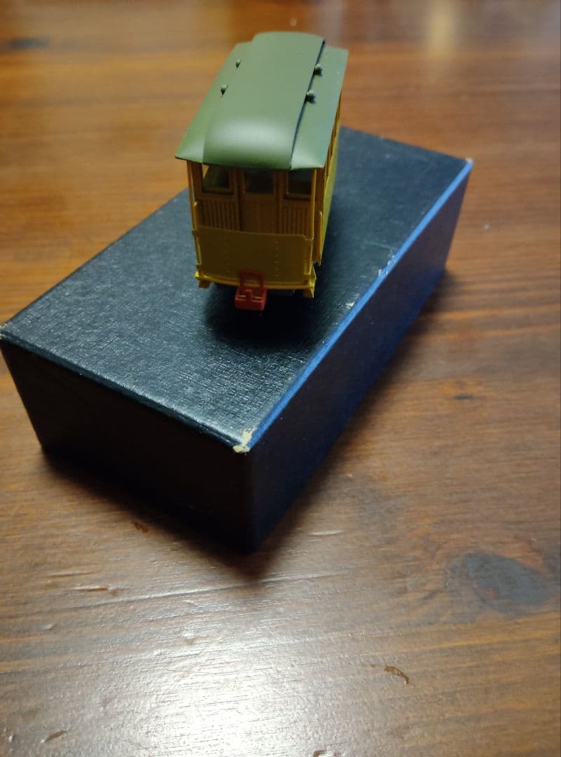 鉄道模型　杉山模型 HOe9ミリゲージ二軸客車　塗装済み完成品