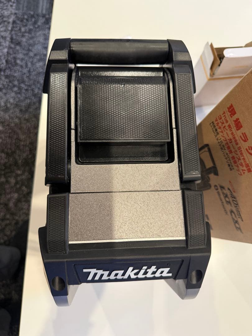 ヨシモリさま専用　マキタ充電式ラジオMR005GZB Bluetooth