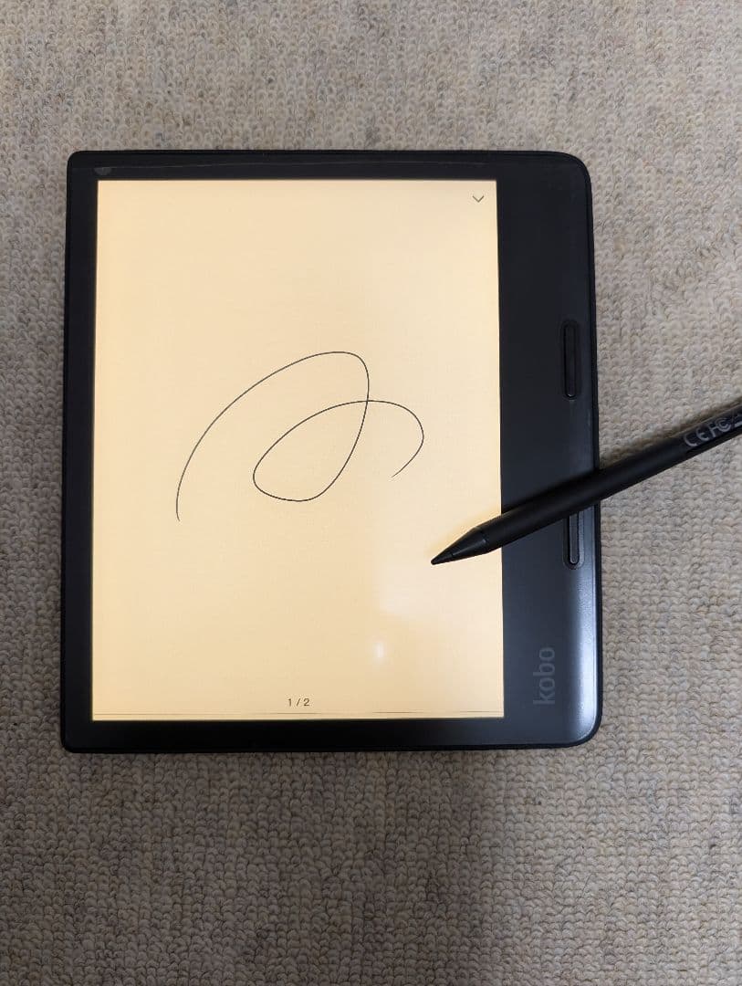 電子書籍リーダー Kobo Sage 8インチ 32G 防水タイプ　専用ペン付き