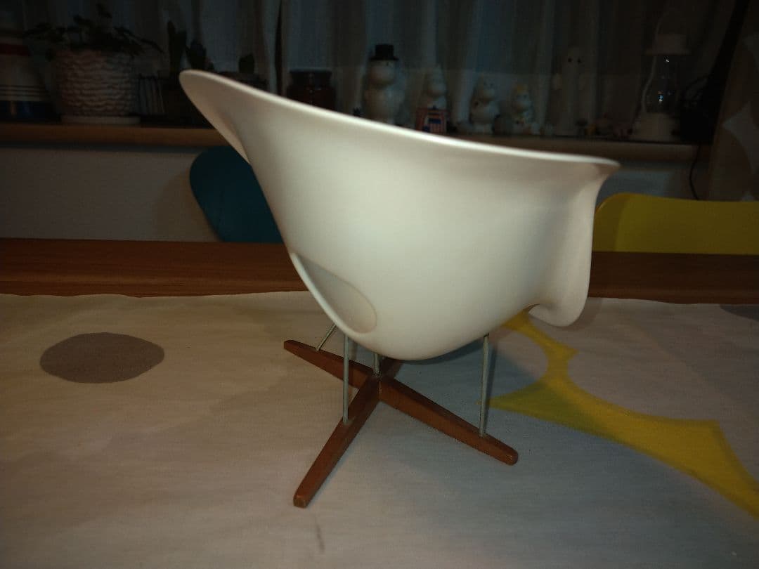 イームズ　ラ・シェーズ　ミニチュア