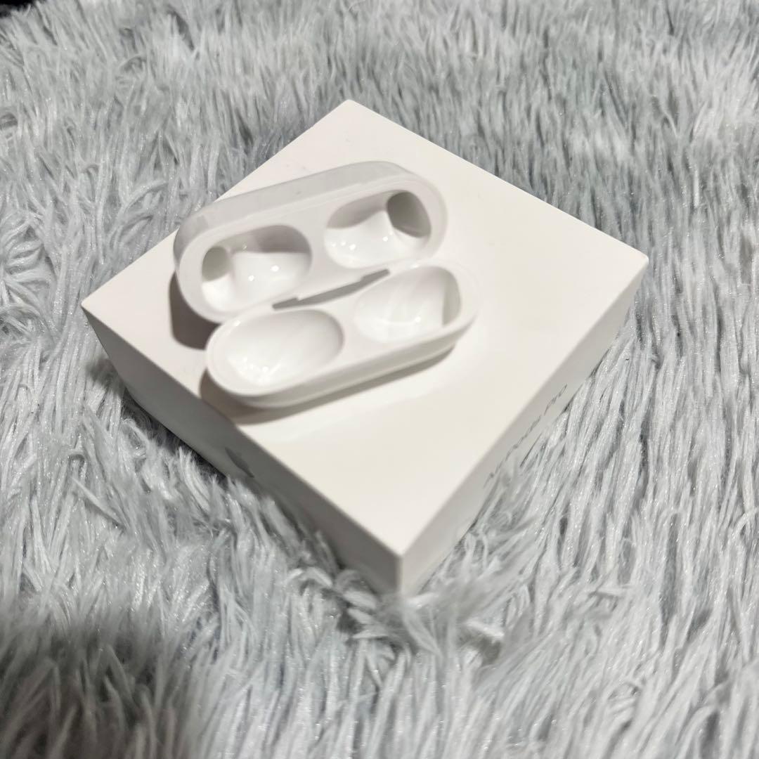 airpods pro第2世代 （USB-C） MTJV3J/A Apple