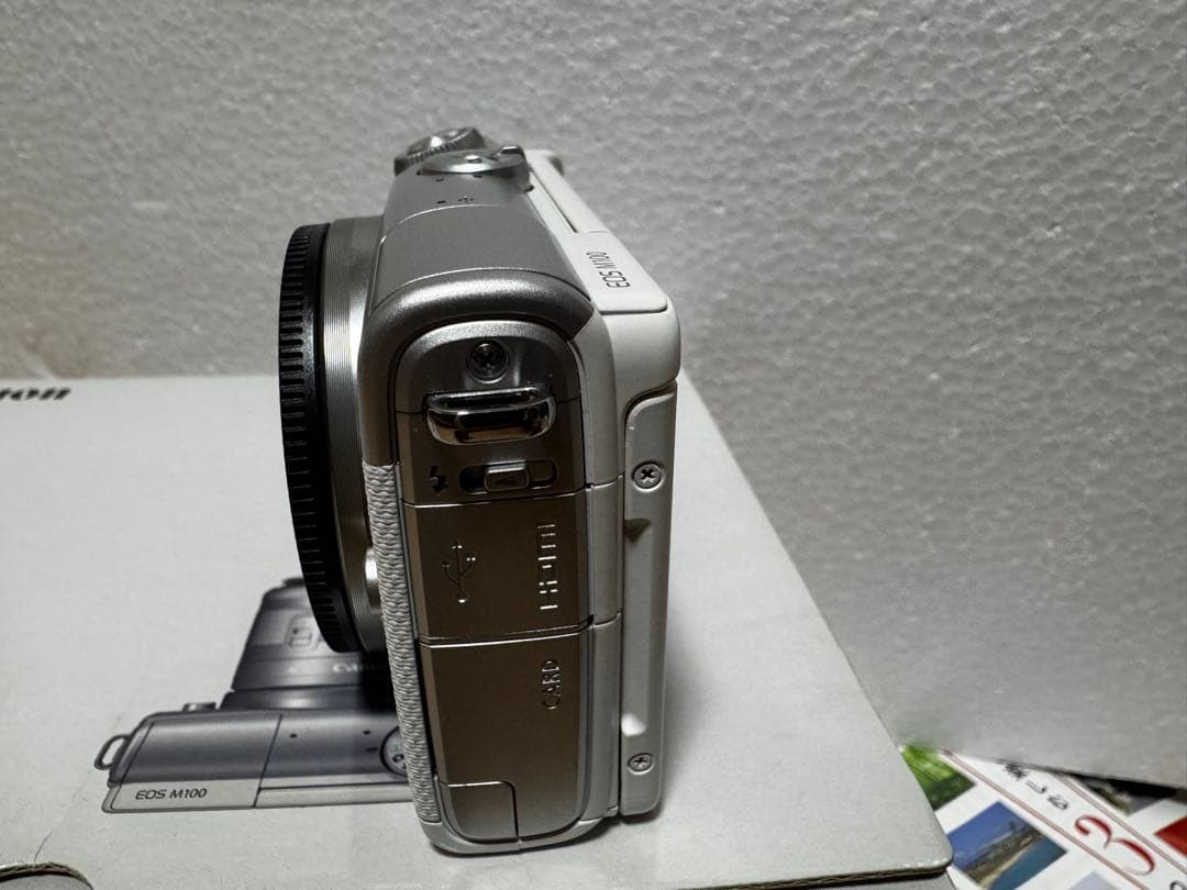CANON EOS M100 ダブルズームセット　美品