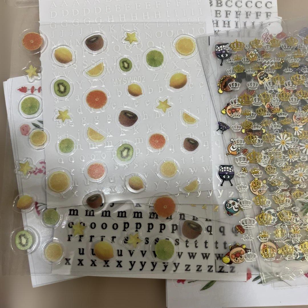 ビーズ・チャーム・グリッターセット