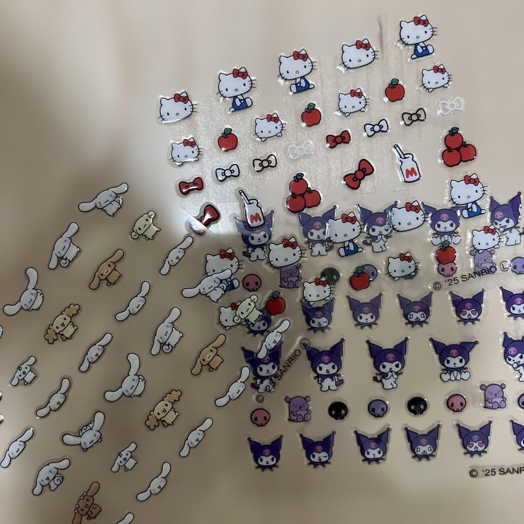 ビーズ・チャーム・グリッターセット