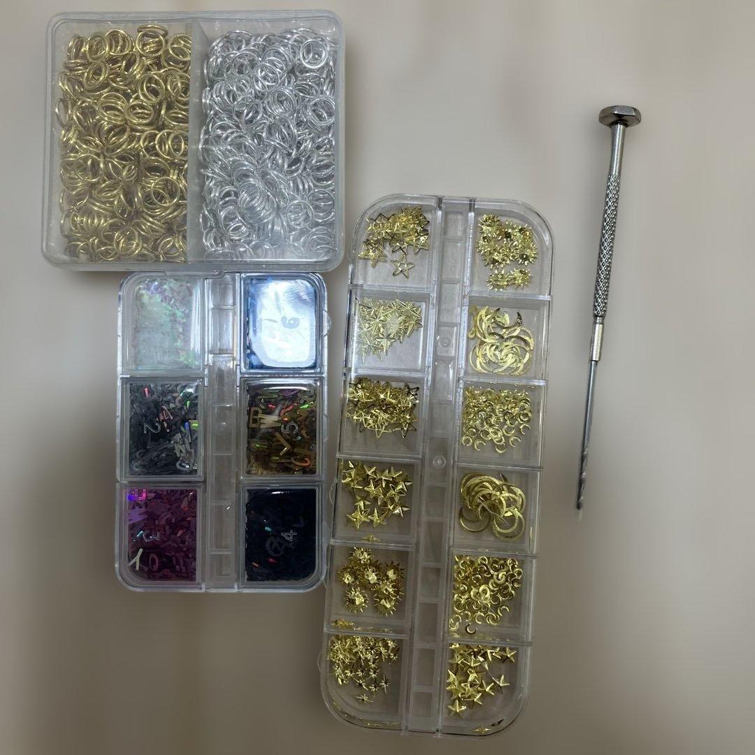 ビーズ・チャーム・グリッターセット