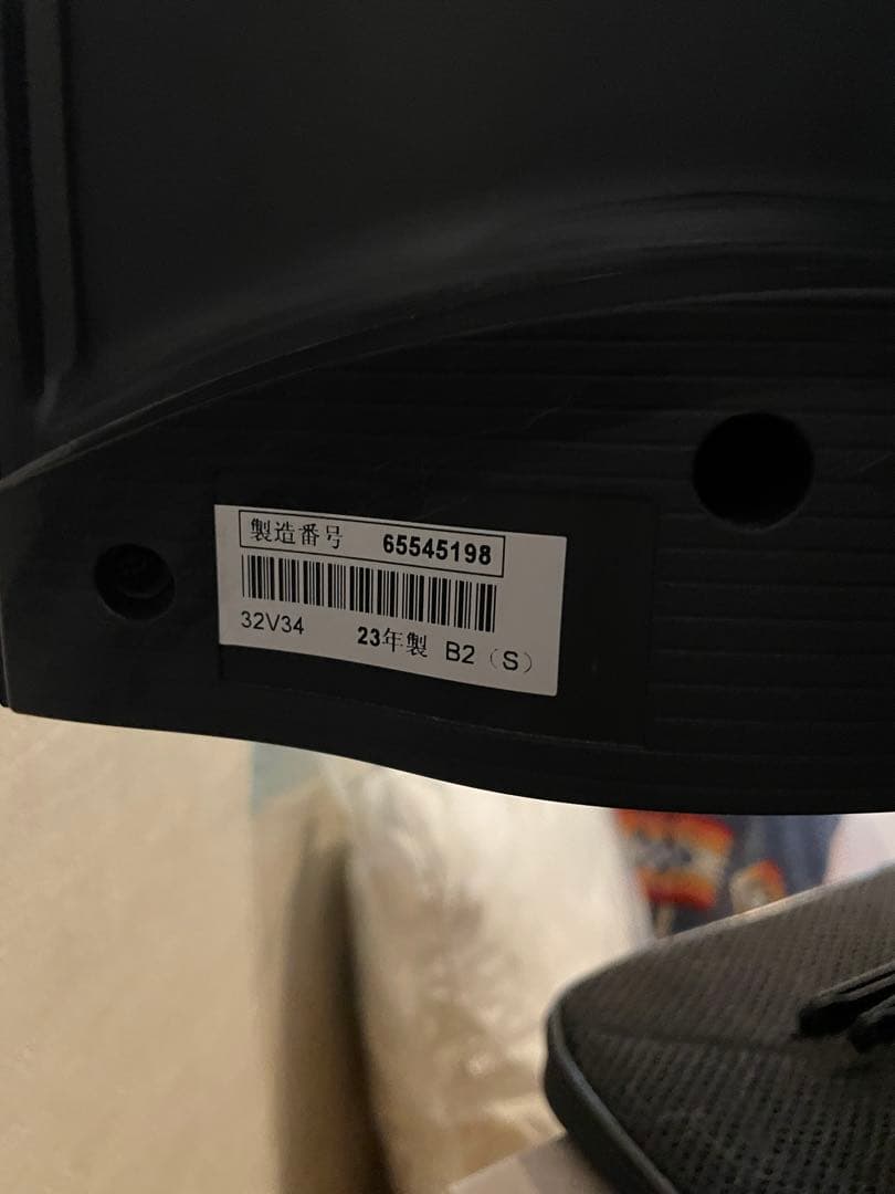 TOSHIBA 32V34型液晶テレビ　2023年製