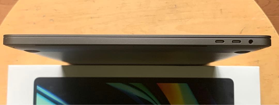 MacBook Pro 16インチ i9 RadeonPro5500M 8GB