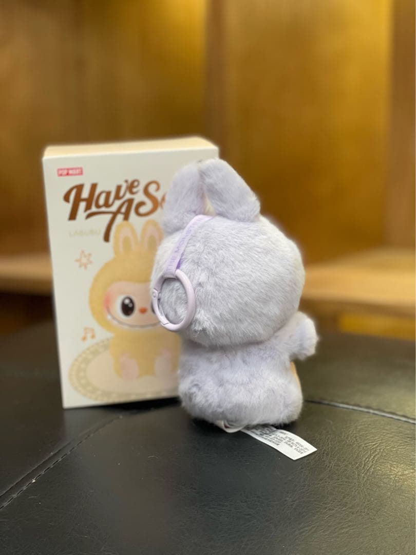 Pop Mart Labubu ver 2 ZIZI / ラブブ 15cm