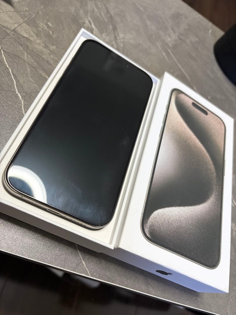 Apple iPhone 15Pro 256GB SIMフリー 美品 箱あり