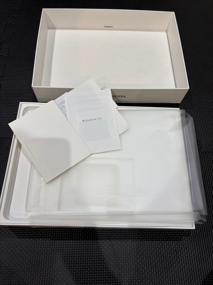 MacBook Pro 13インチ　A1708 Mid2017