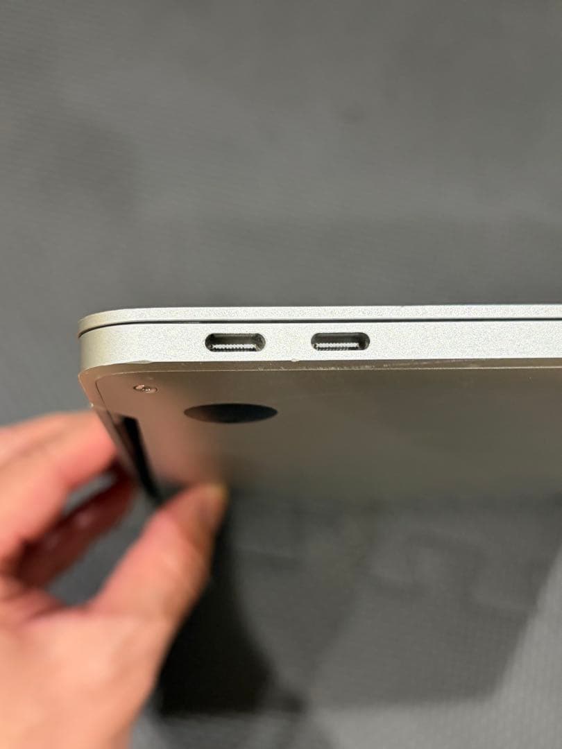 MacBook Pro 13インチ　A1708 Mid2017