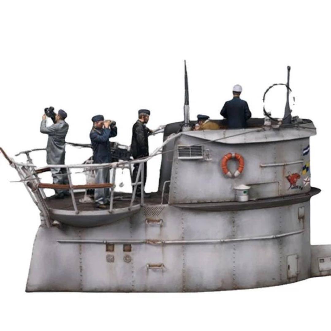 ボーダー 1/35 Uボート VIIC型 水上航行プラモデル＋搭乗員10体付